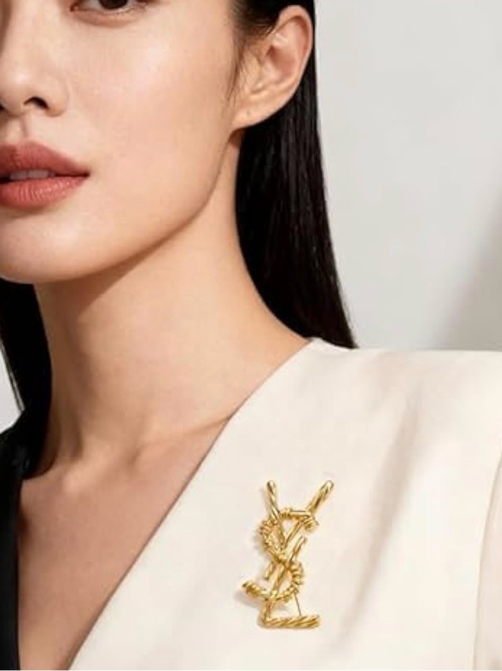 🆕 Saint Laurent YSL Logo Brooch - Picture 2 of 6